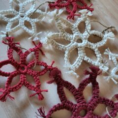 クリスマスの準備をしています